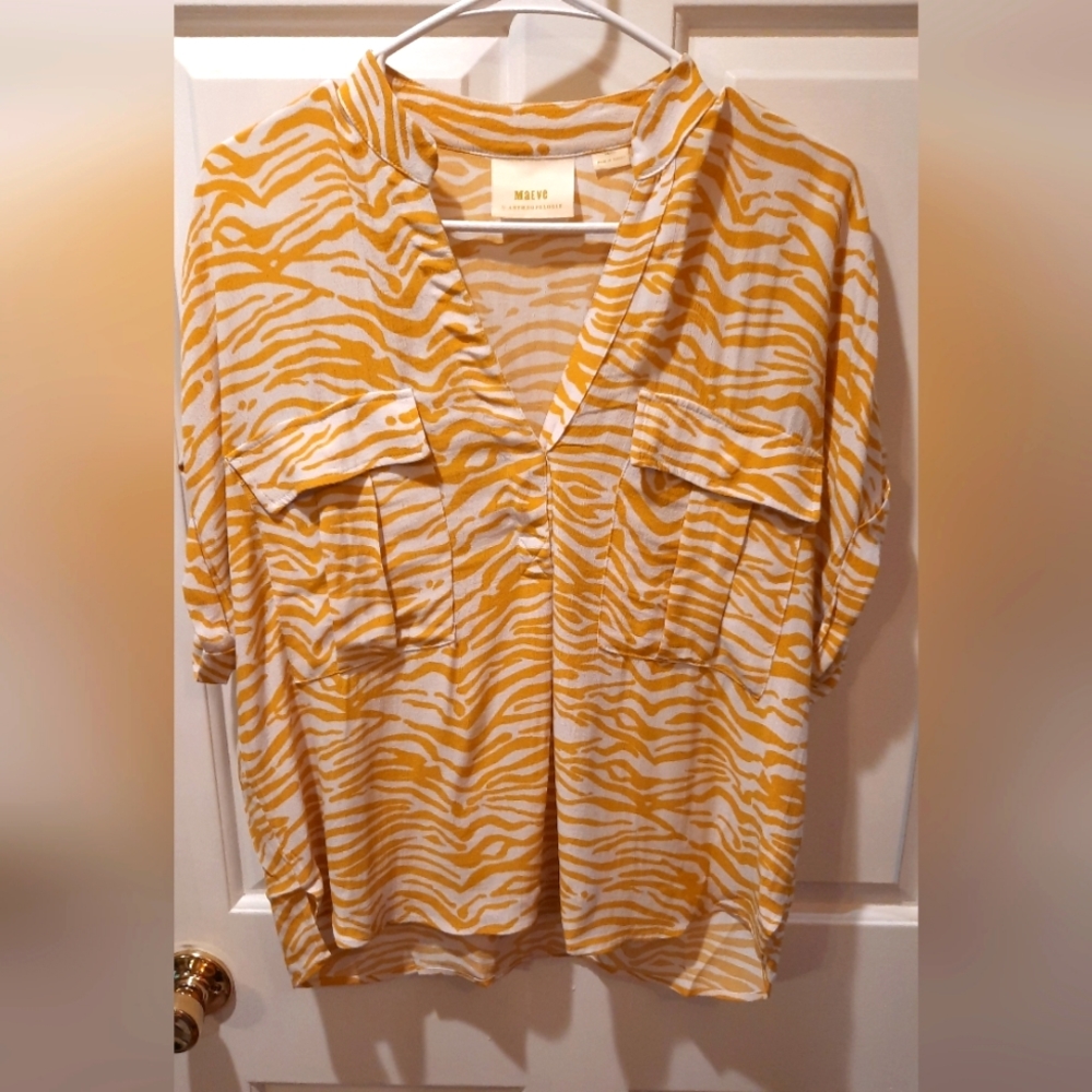 Maeve for Anthropology Yellow Animal Print V-neck Blouse size Small